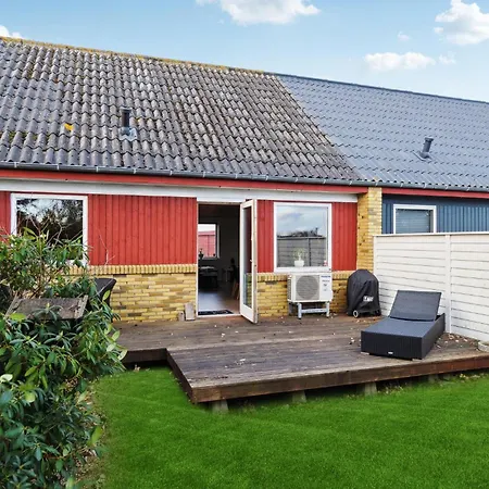 2 Bedroom Pet Friendly In * Skagen