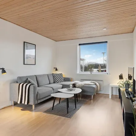 2 Bedroom Pet Friendly In